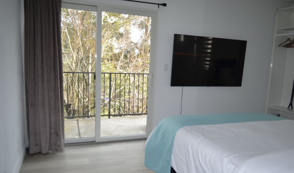 Dimond Abode Vacation Rental
