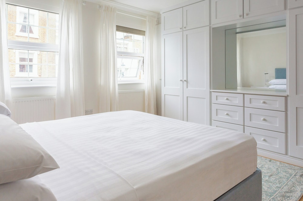 Edge Street IV by Onefinestay