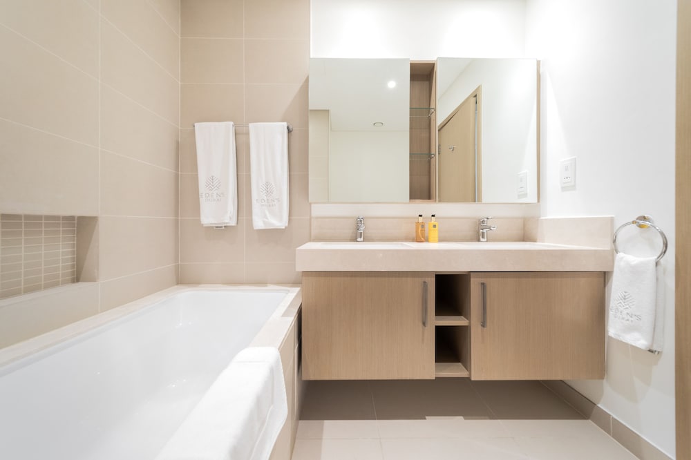 EDEN'S Homes & Villas - 52/42 Emaar