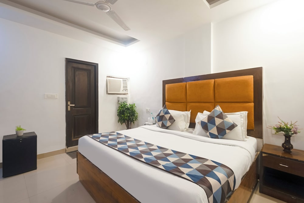 Hotel Krone Delhi