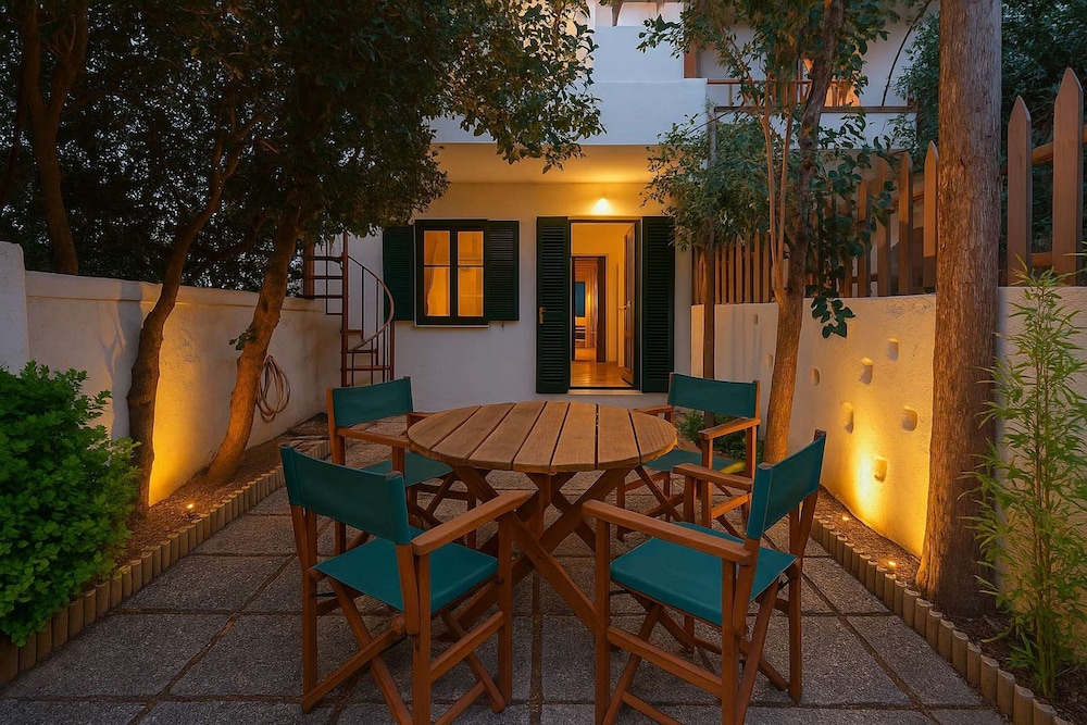 Seafront Agrilis Escape - Serenity and Views