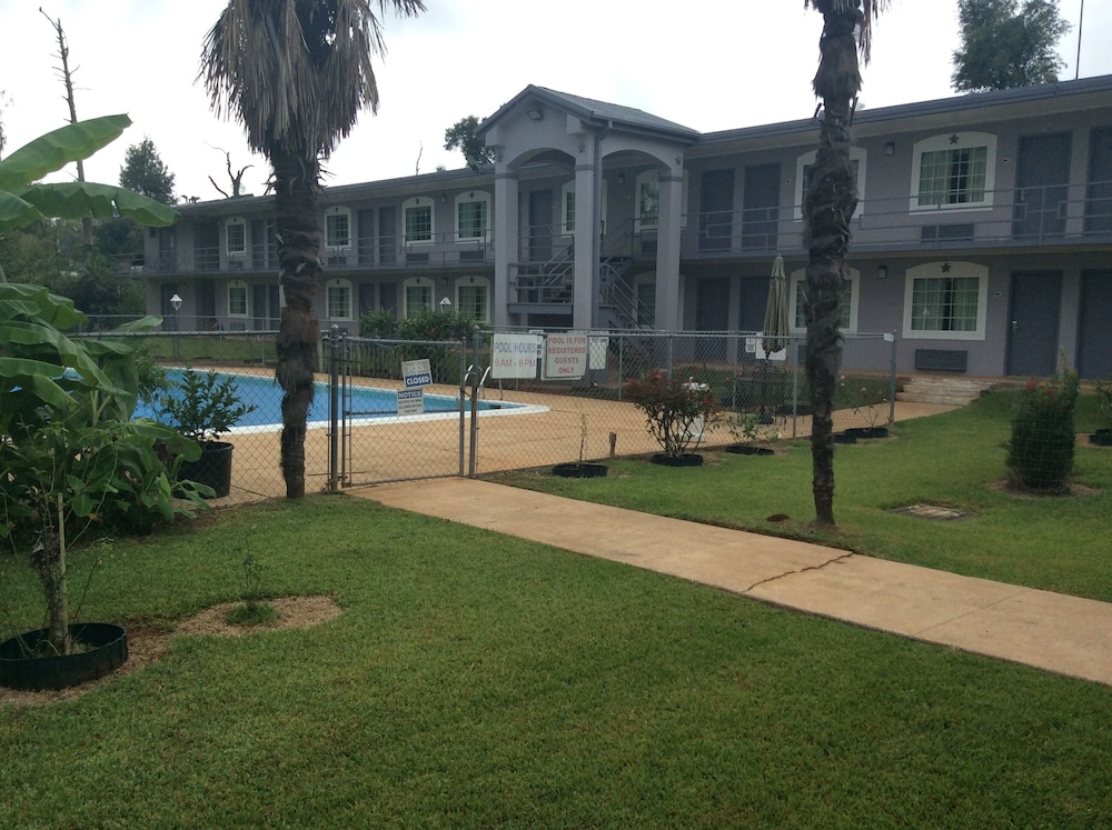 San Augustine Inn