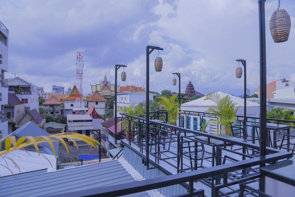 Feliz Hostel Cafe & Bar