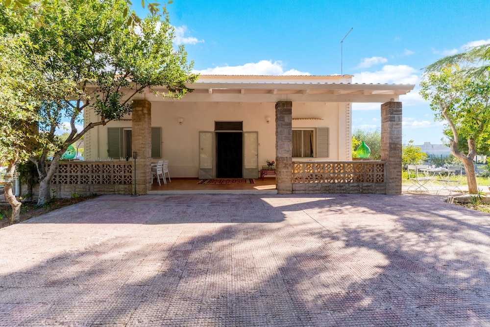 Villa Nuvole Bianche con Piscina by Wonderful Italy