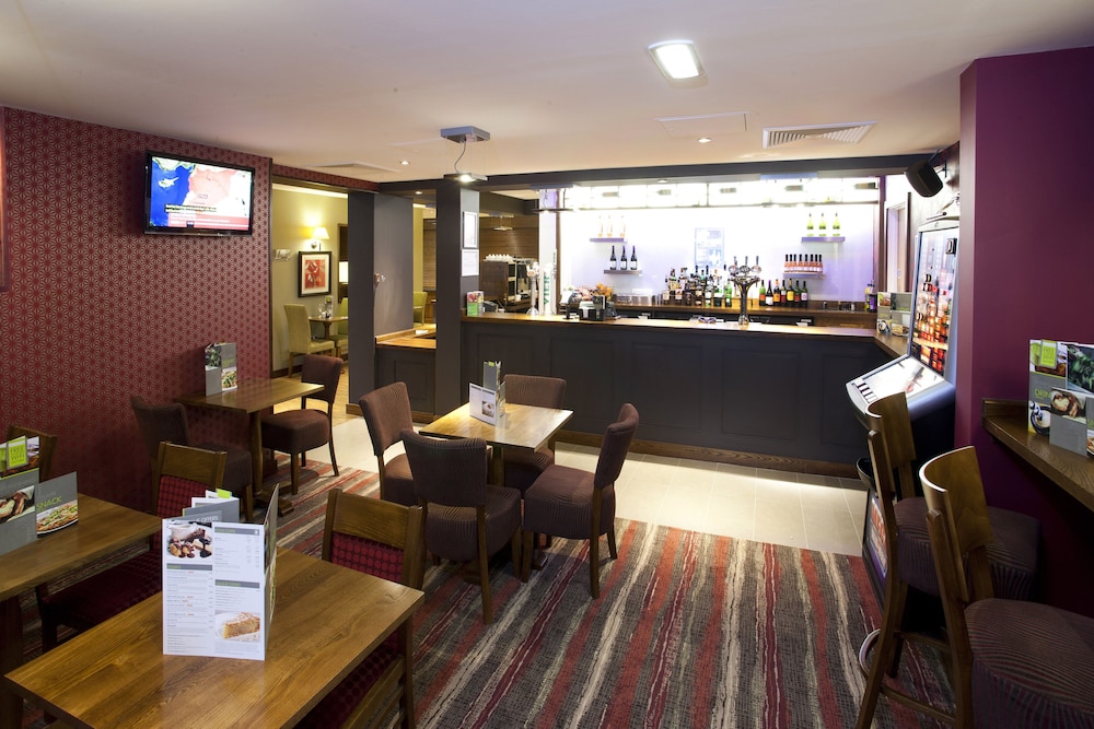 Premier Inn Inverness Centre - River Ness — photo 2