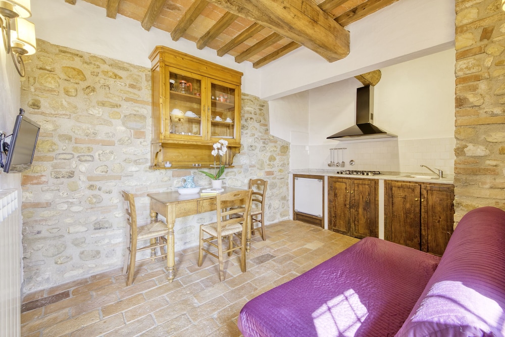 Querceto view 4