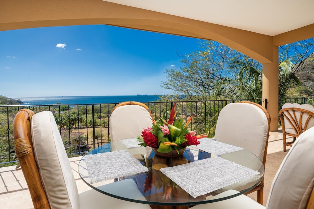 Oceanview Condo With Pool Near Playa Prieta 2BR - Vida de la Paz 4
