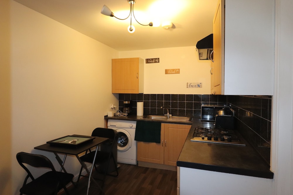 1 Bed Studio in Dartford Town - Orchard Theatre view 4