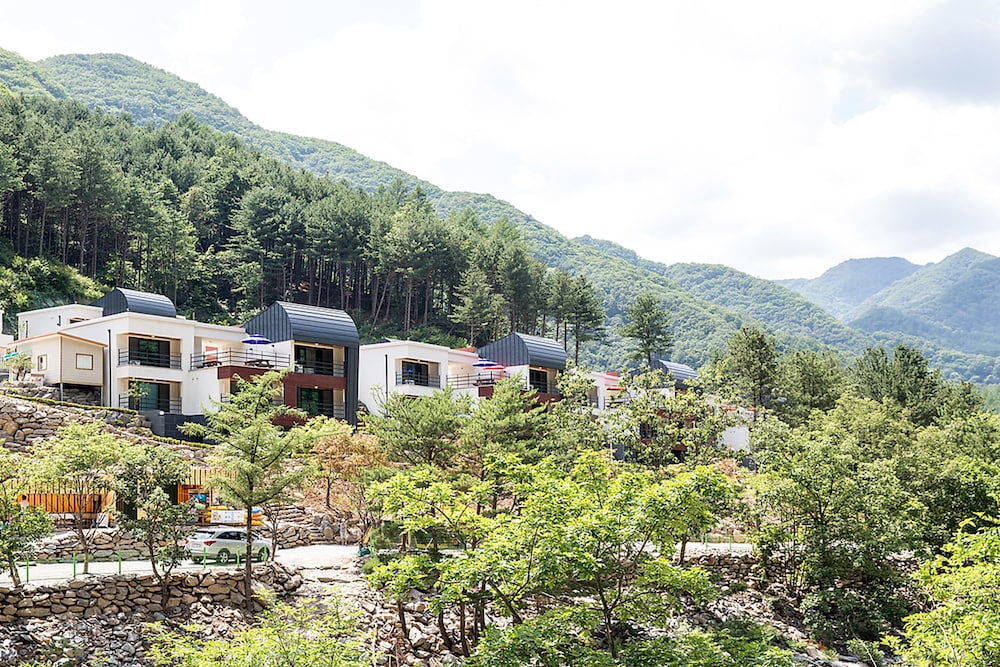 Yeoninsan Hot Spring Resort