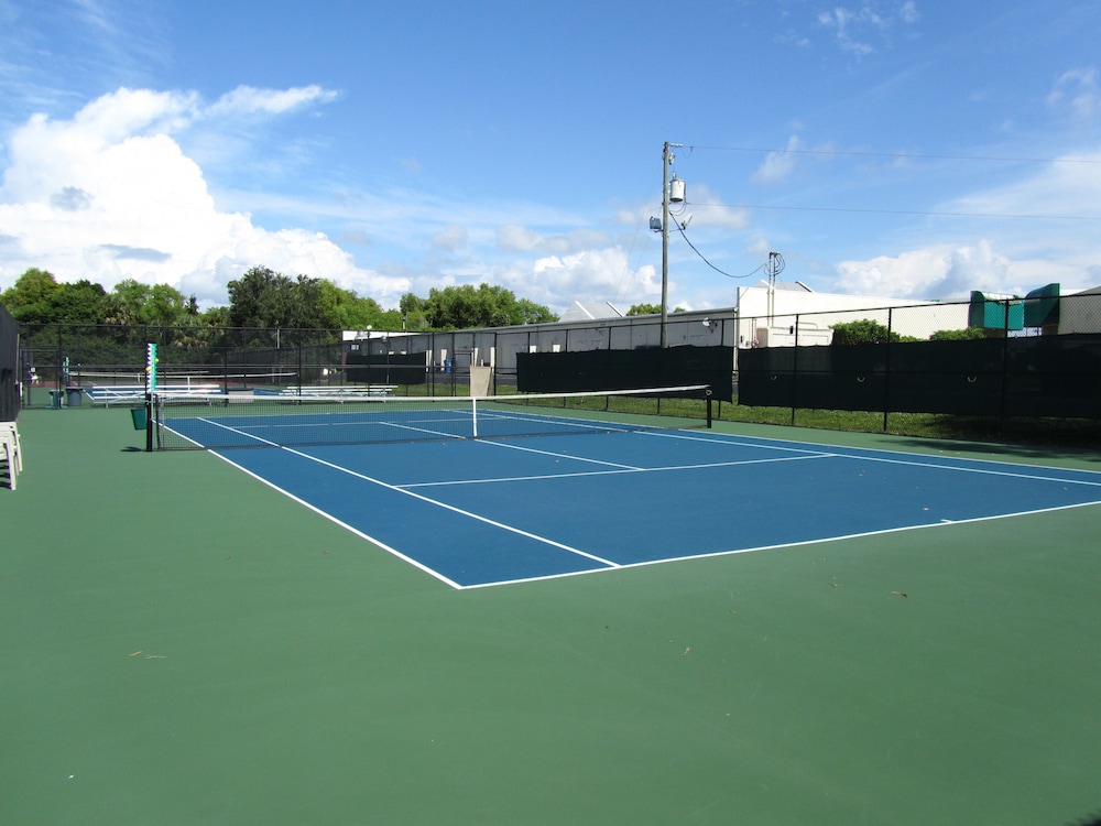 Fort Myers Vacations - Indian Creek RV Resort - Property Image 2