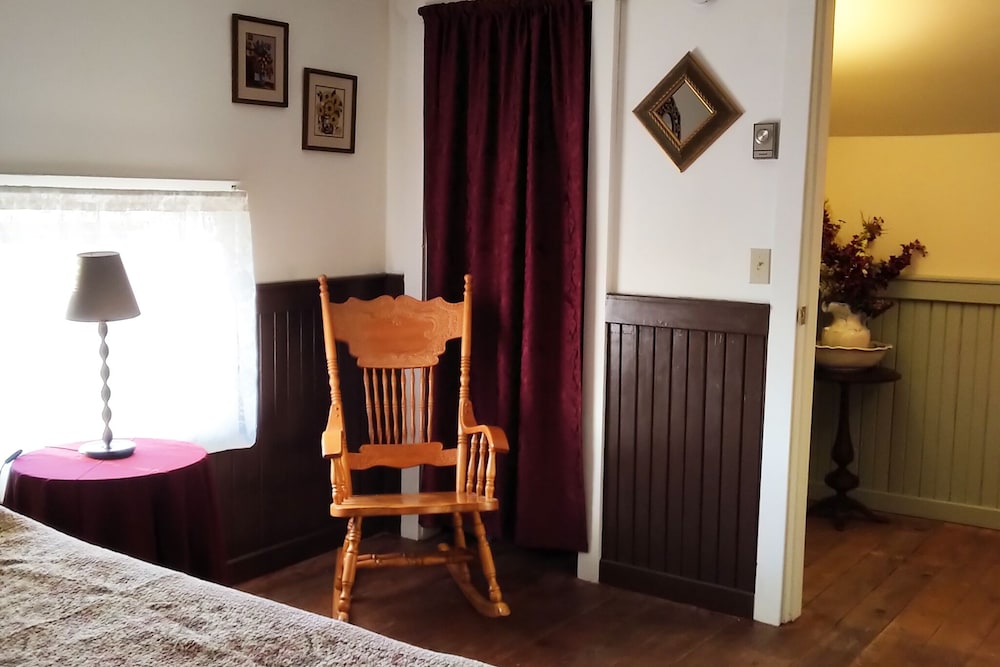 Meadow Lake Guest Ranch