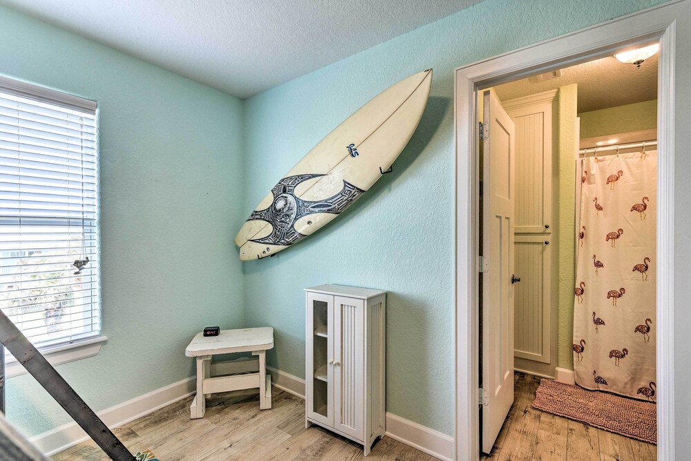 Surfside Beach Home w/ Views, Steps to Shore! view 3