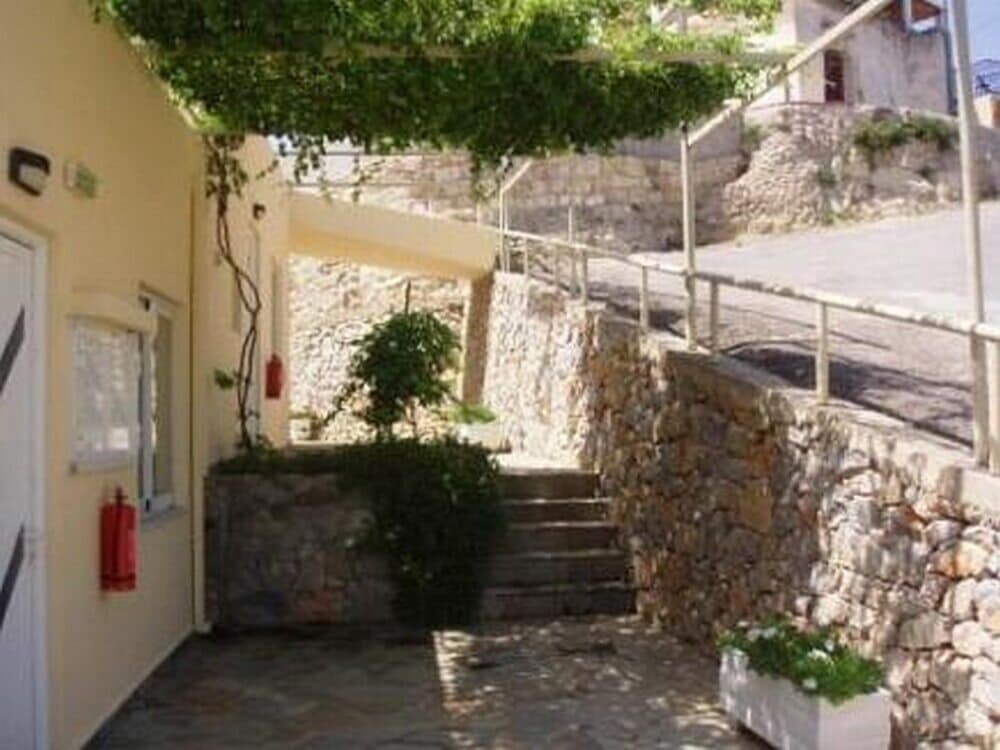 Apartment Hotel Irida