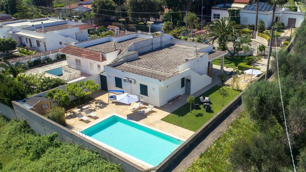 1163 Villa Chiaraluna view 2