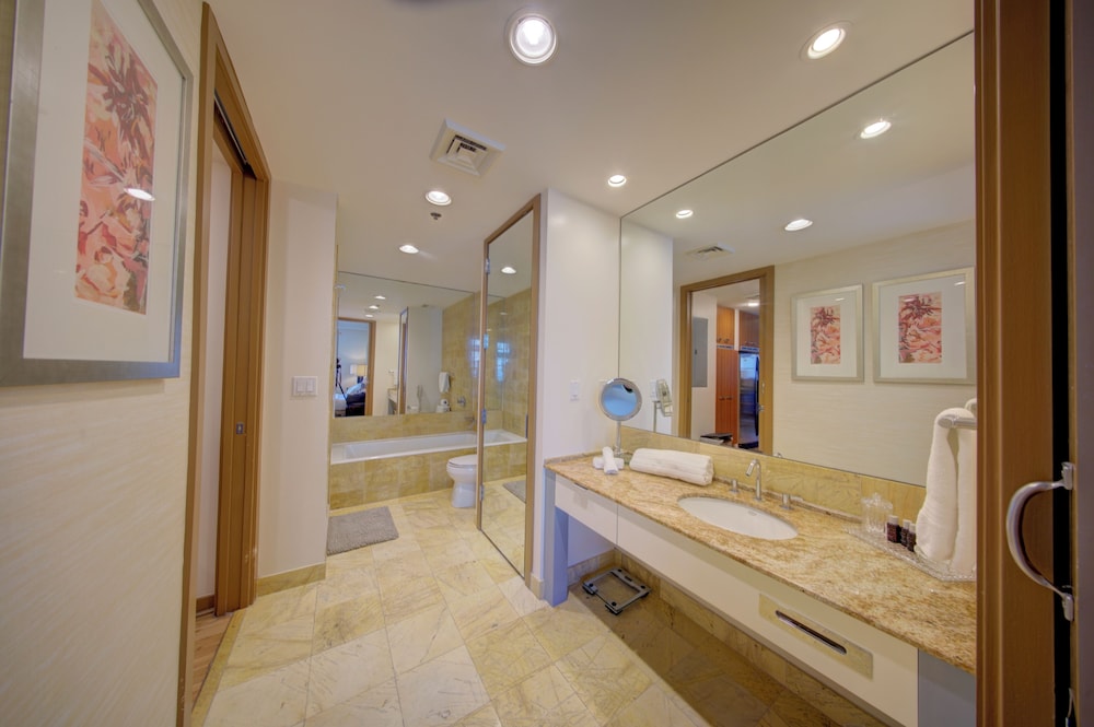 AKA Brickell High Floor Free Parking by Palermo Home