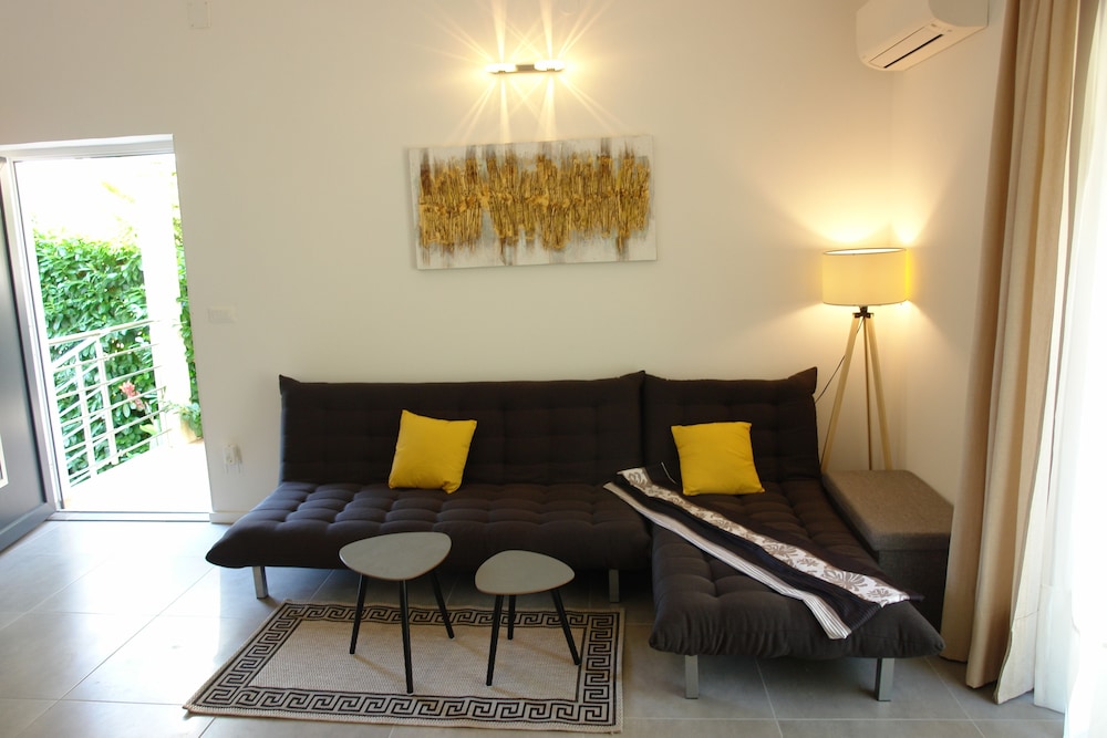 Forest&Sea apartment-Bikes&table incl