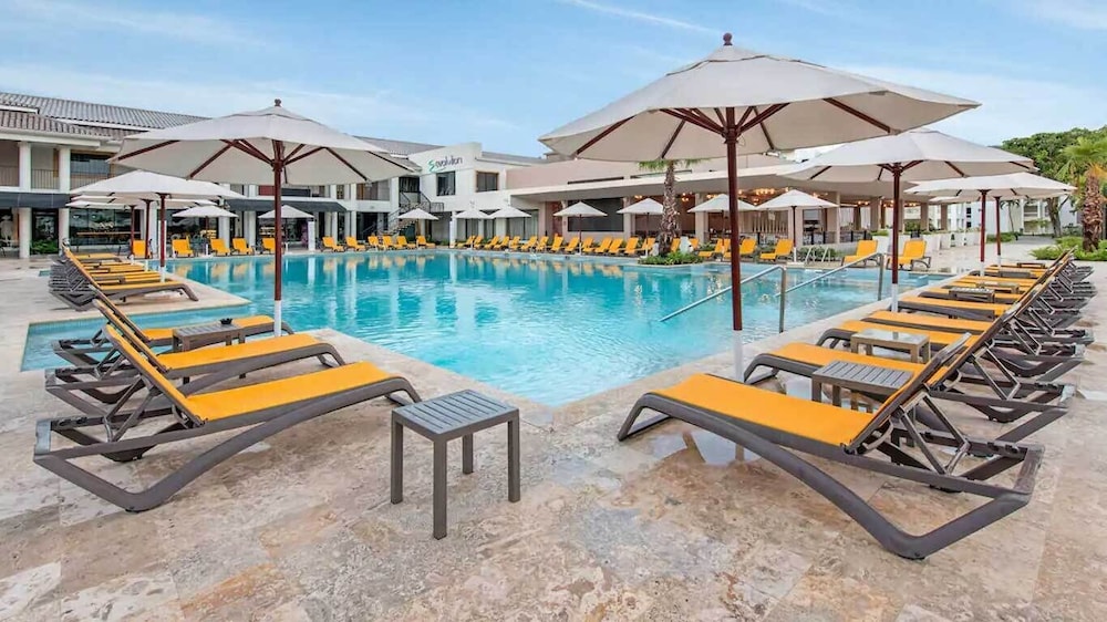 Playa Dorada King Bed Beachfront