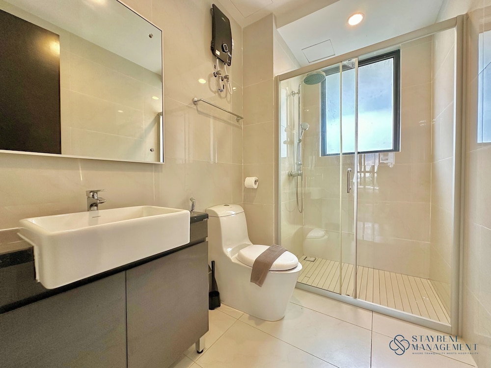 Country Garden Danga Bay Sea View Homestay by Stayrene