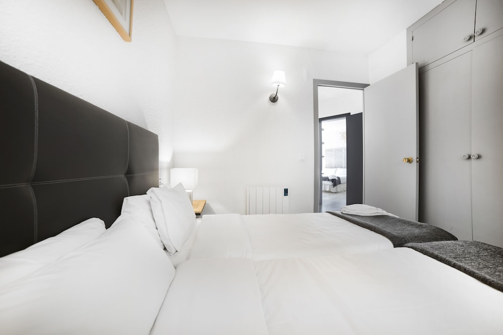 El Tarter Apartments