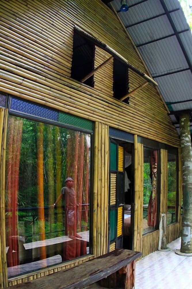 Khao Sok Tree House