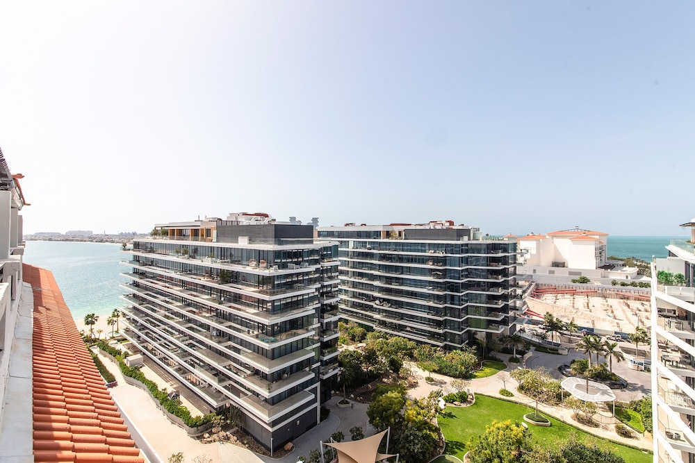 Tropical Apartments at Royal Amwaj