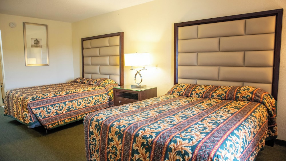 Executive Inn