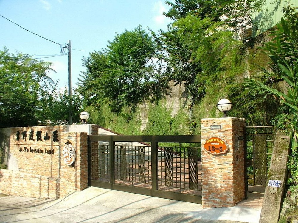 Ji-Ye leisure land