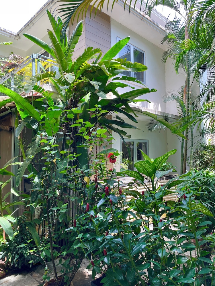 Siboney House by evaddo