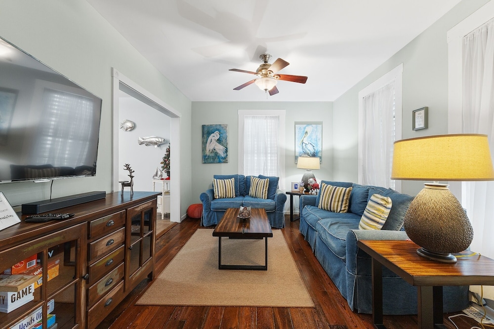 The Dinghy 2 Bedroom Home