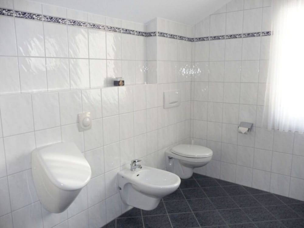 Deichwiege Modern Retreat