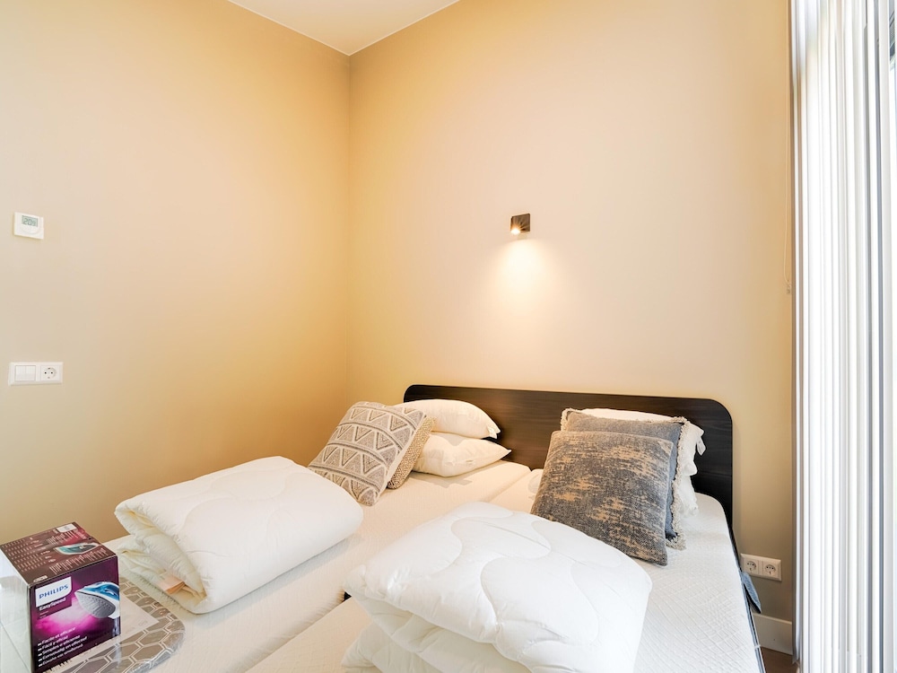Holiday Home Near Kaag Lakes and Leiden Canals