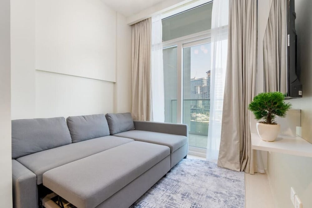 Soothing 1BR at Downtown Dubai Business Bay