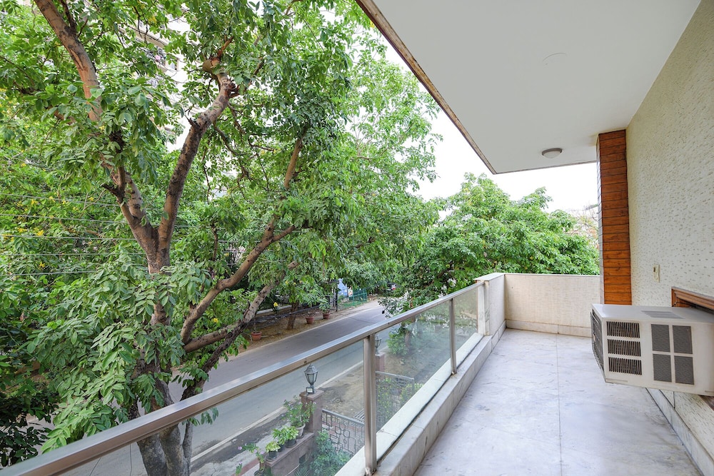 Fabhotel Akashneem