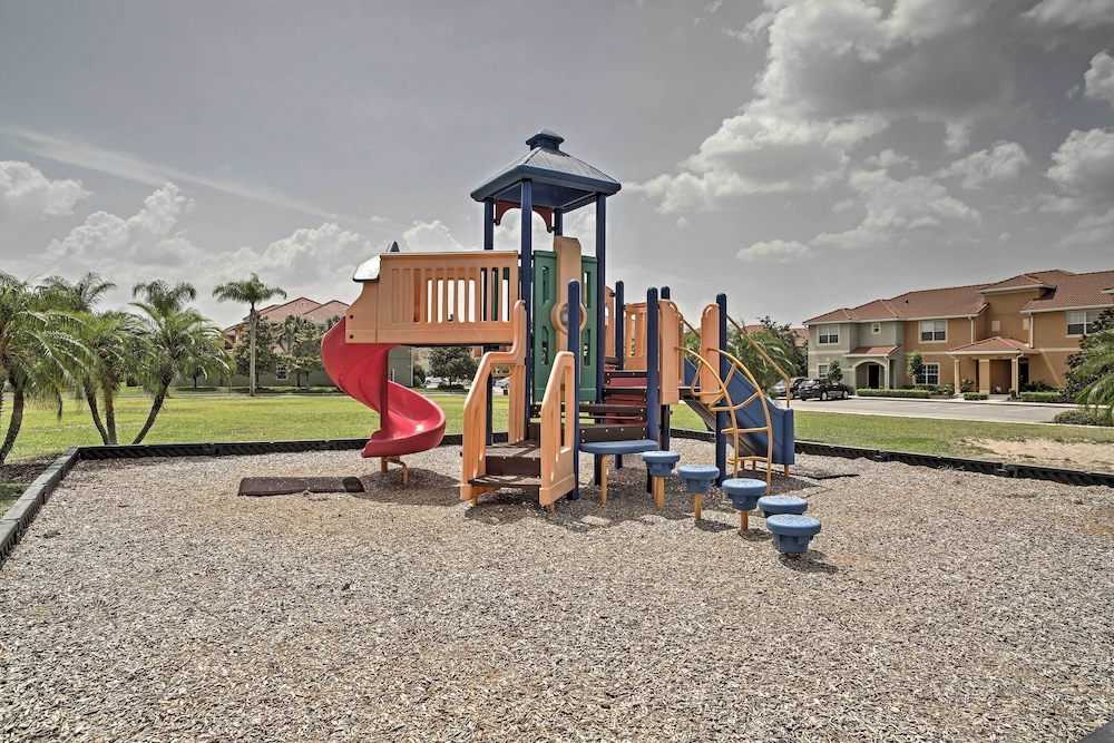 ~ 5 Mi to Disney Parks: Kissimmee Home w/ Pool!