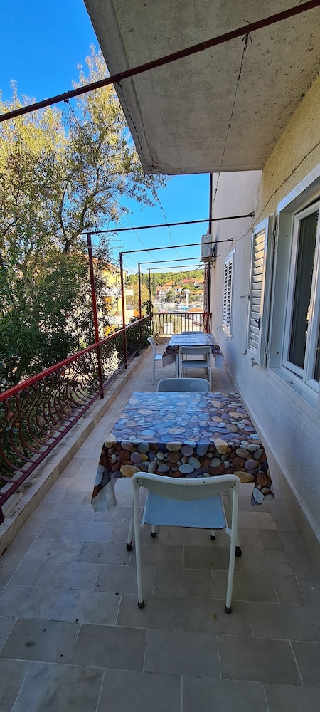 Rooms Ante view 3