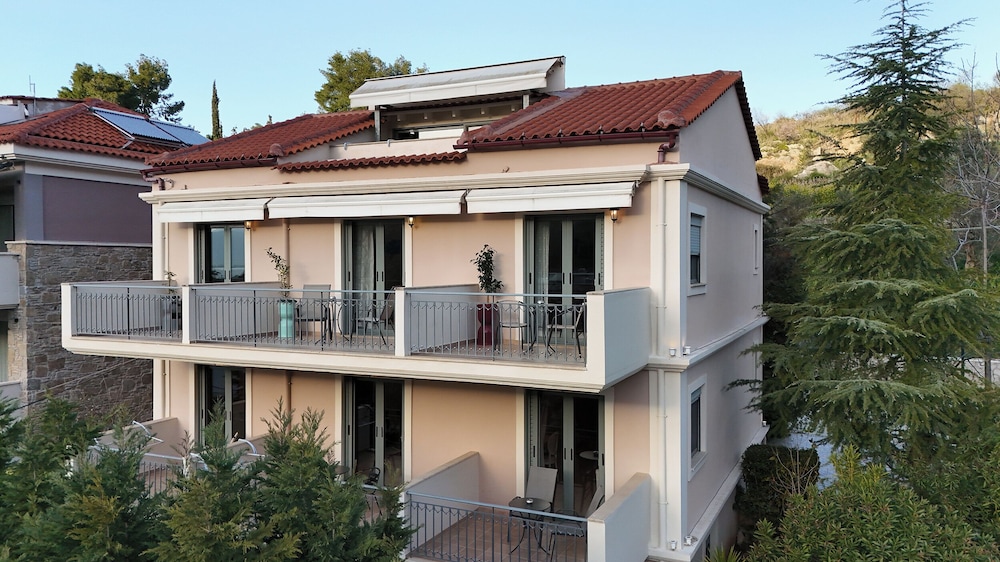 Aerinon Guesthouse