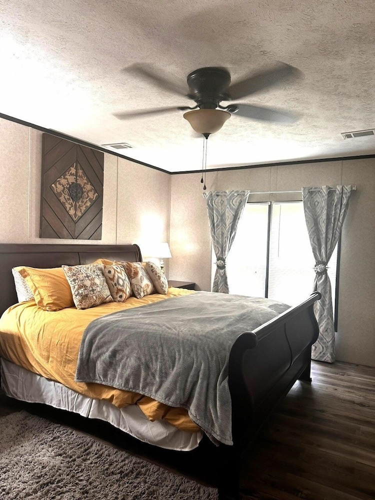 Tranquil Country Retreat Surrounded By Nature 3 Bedroom Home