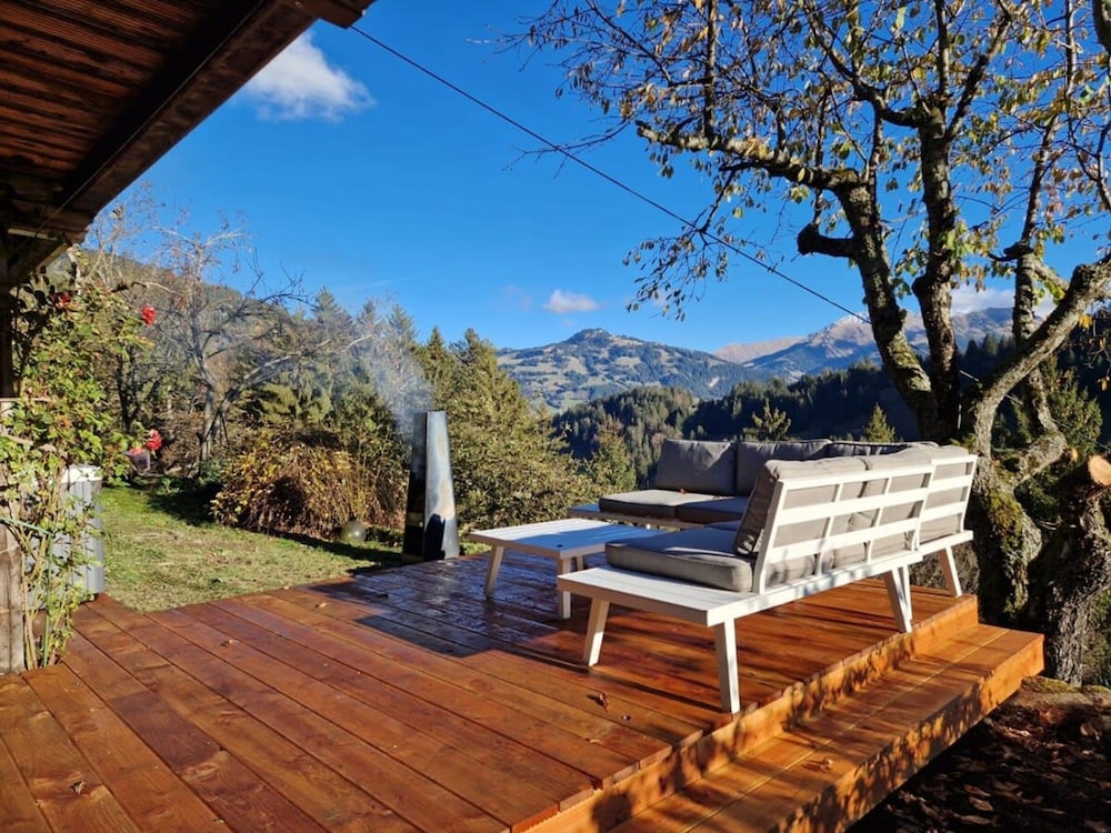 5 BR Gstaad Paradise View Chalet With Outdoor Jacuzzi