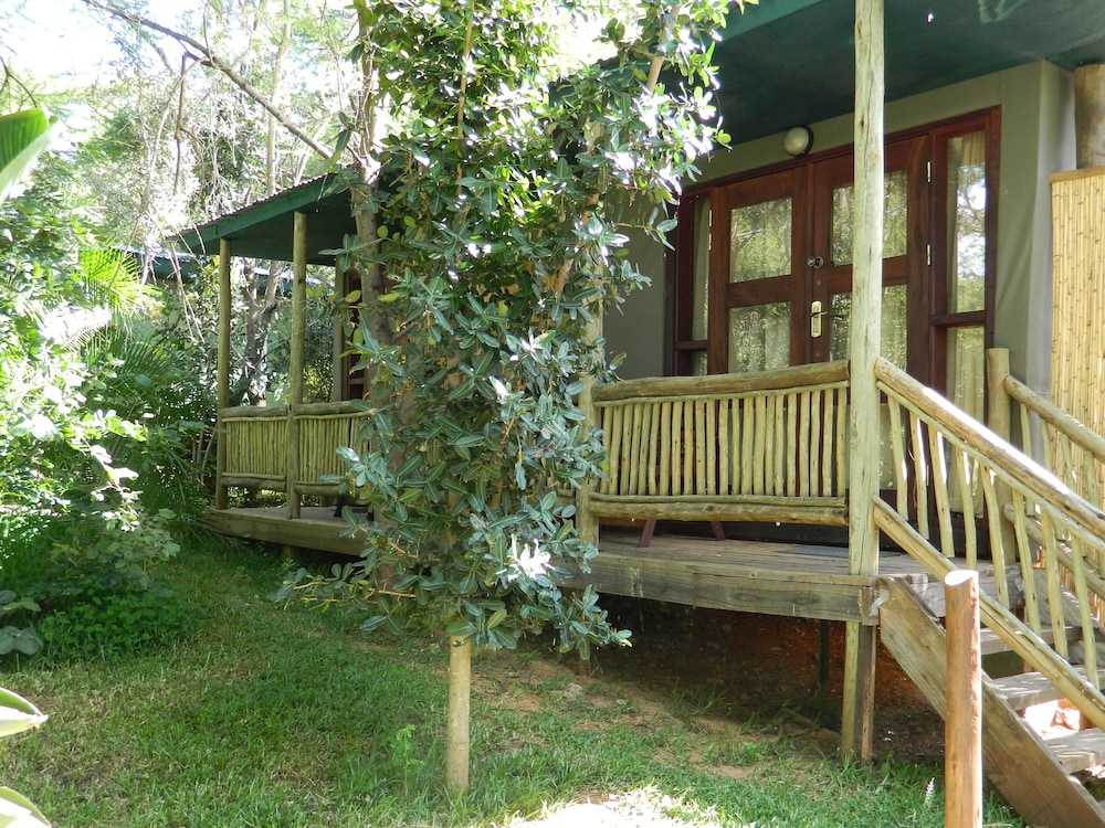 Kwalape Safari Lodge