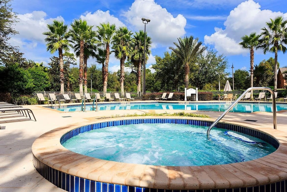 Gorgeous 4Bd Close to Disney With Spa at Reunion Resort 1552