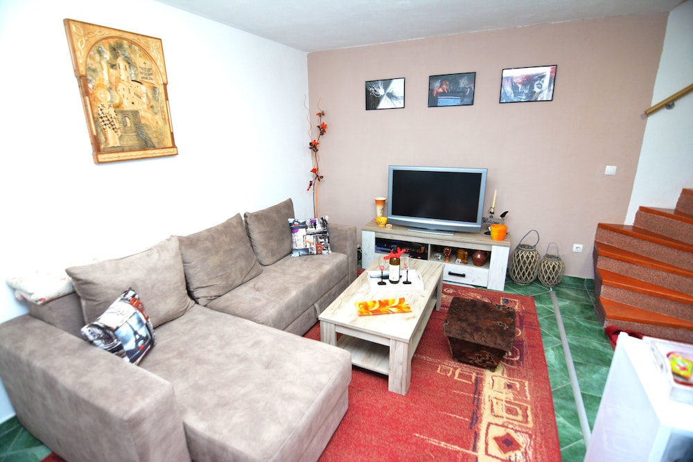 Photo 28