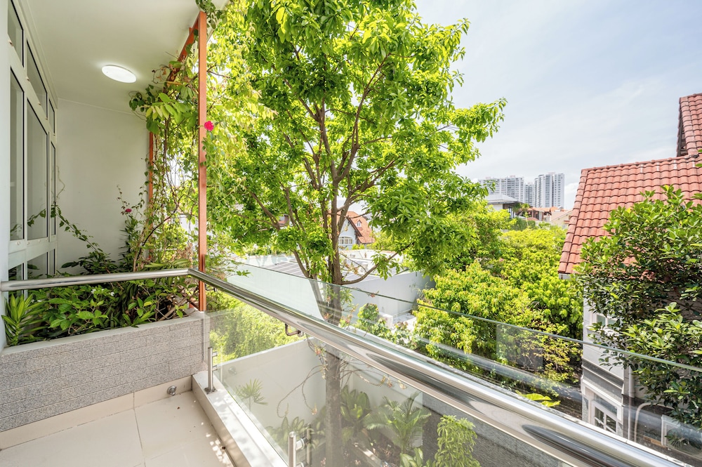Thao Dien Garden Villa 5BR Luxury Oasis