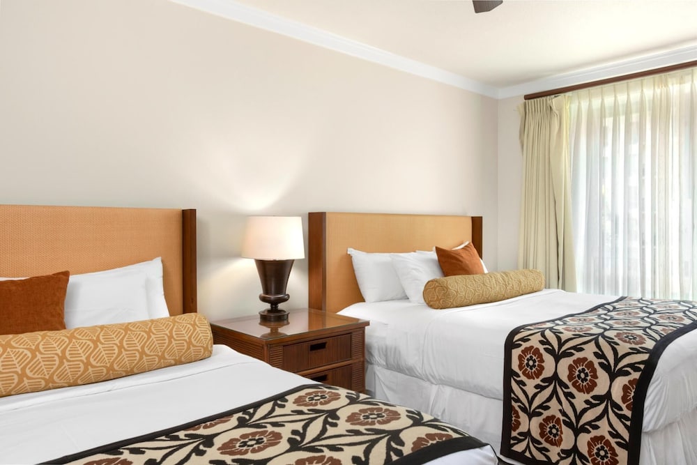 Honua Kai Konea 2 Free Rental Cars KBM Resorts Extra Large Corner Suite! 2 Units, 4 Bedrooms Ml-1397