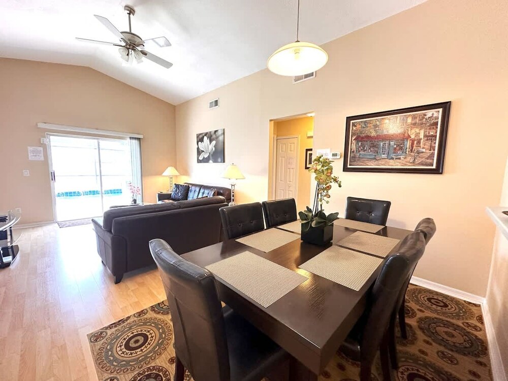 Less Than 10 Minutes From Disney 3Bd Villa With Pool