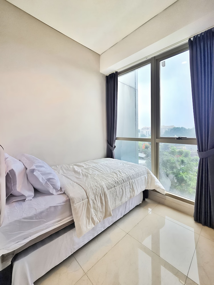 Staysanliving - Taman Anggrek Residence