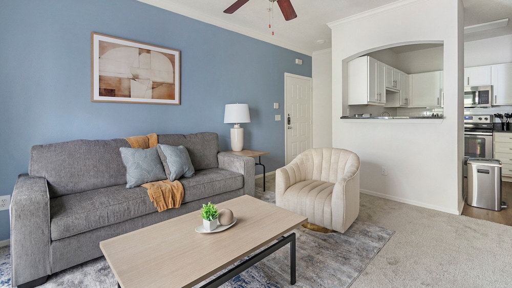 Landing Apartments Jacksonville - Southside