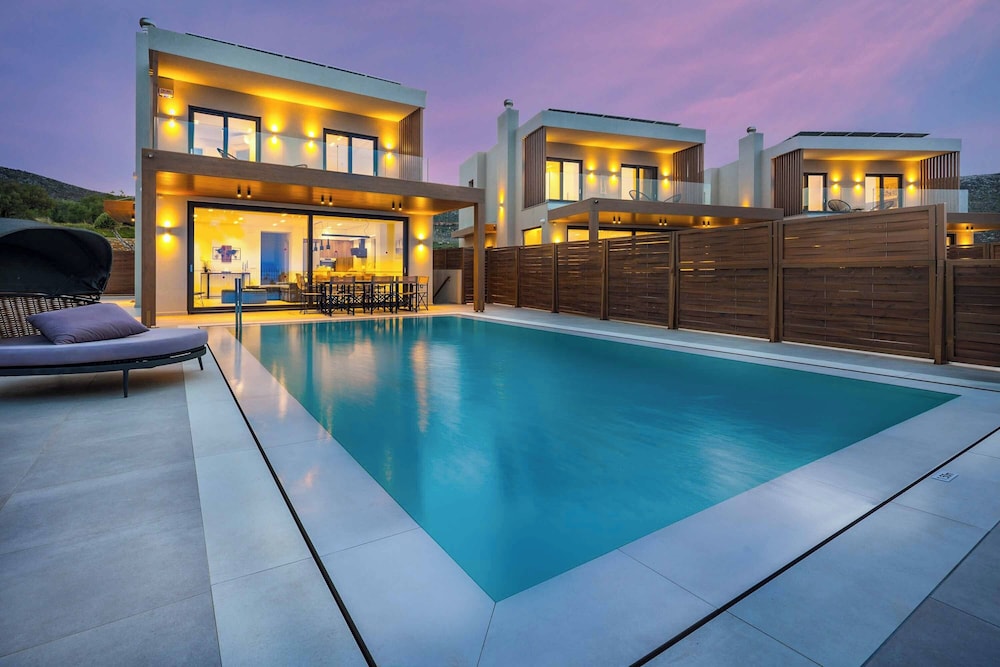 Kamelia Villa 1