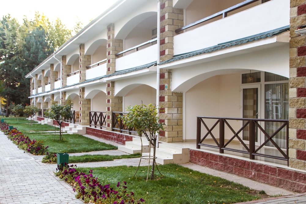 Resort Center Raduga