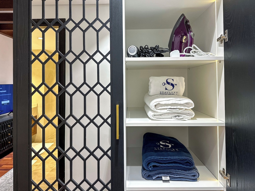 Resort Apartments - Royal Amwaj South