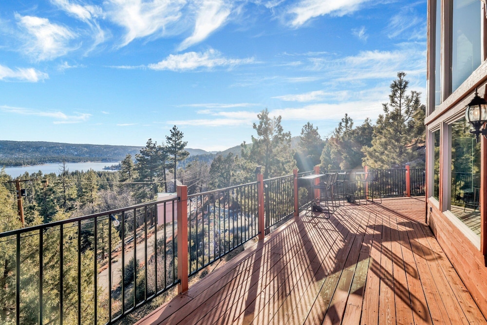 High-top Lakeview Chateau #2520